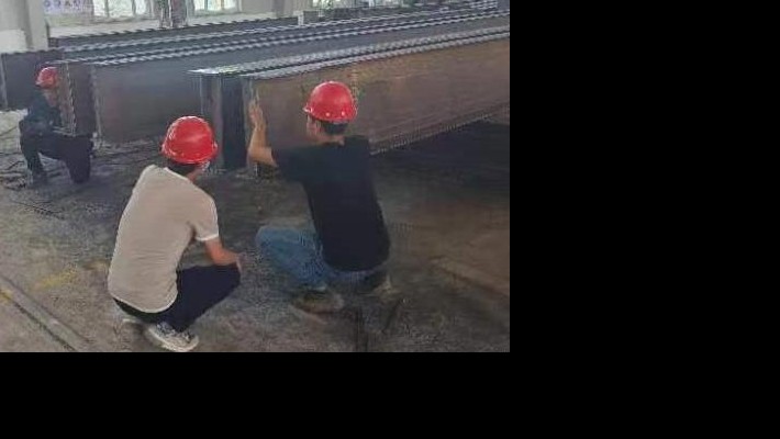 【同心抗疫 共克時(shí)艱】裝備公司各生產(chǎn)經(jīng)營(yíng)單位疫情防控、生產(chǎn)經(jīng)營(yíng)工作“兩手抓” “兩不誤”